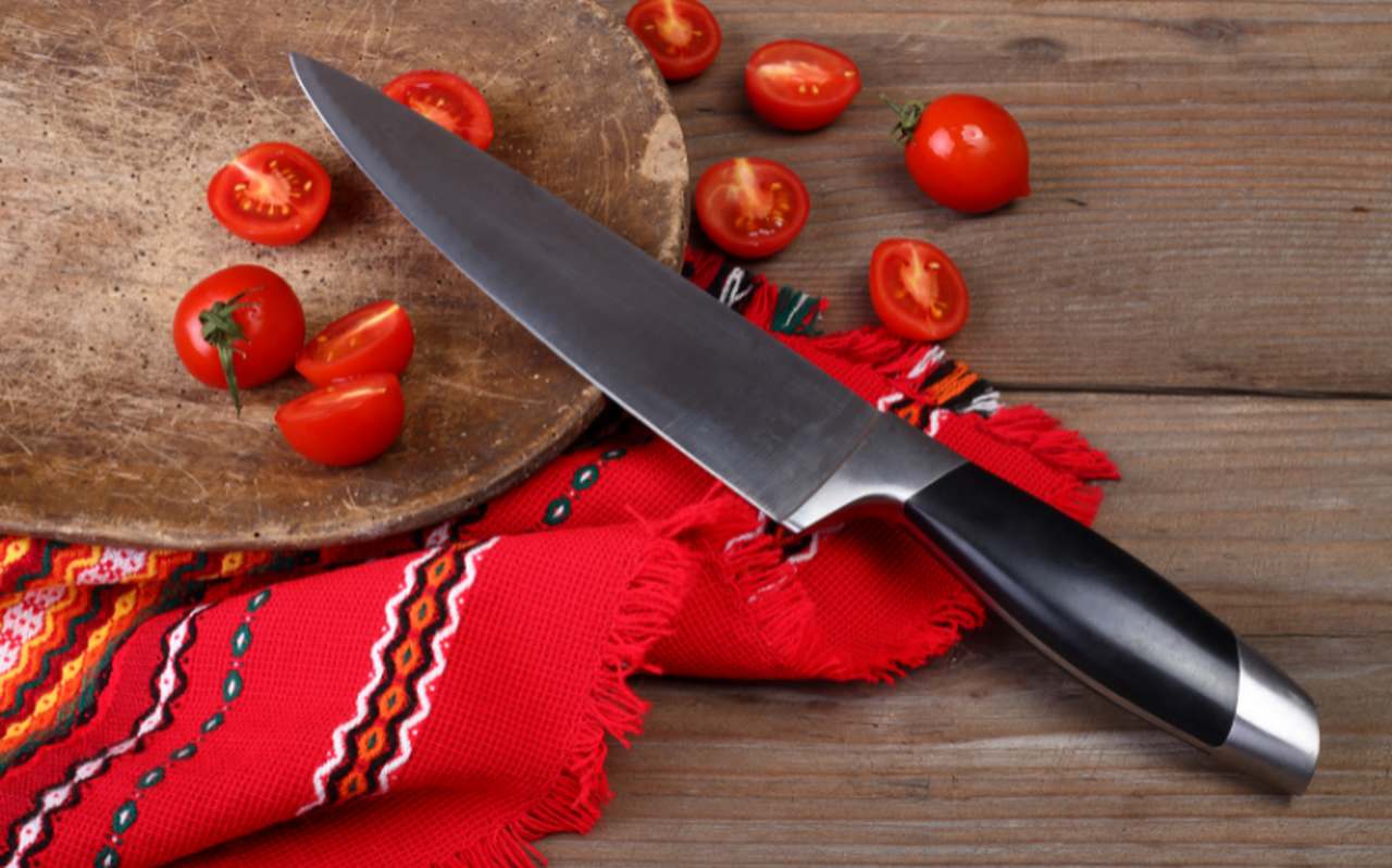 nóż do krojenia nóż kuchenny pomidory