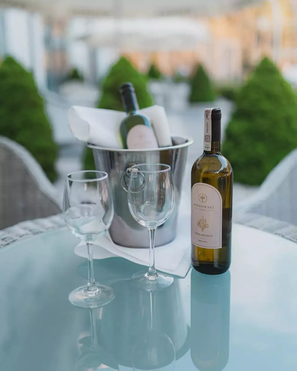 binkowski-resort-restauracja-wino